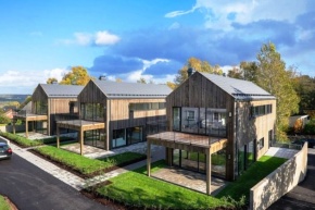 Estonian houses take over France