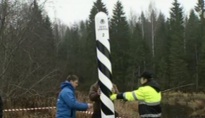 Эстония установила первый из 760 пограничных столбов на границе с Россией